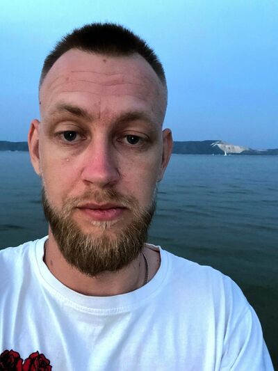  ,   Pavel, 33 ,   ,   , c , 