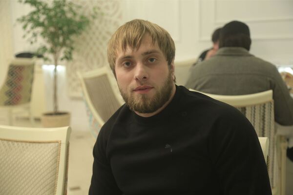  ,   Aslan, 32 ,   ,   