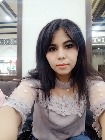  ,   Guli Uzakova, 32 ,   ,   , c 