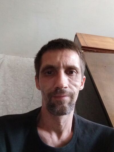  ,   Viktor, 43 ,   ,   , c 