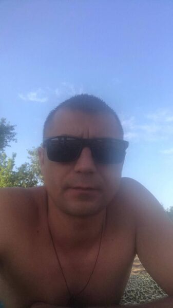  ,   Sergei, 41 ,   ,   