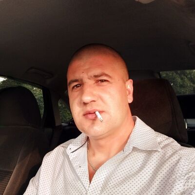  ,   Leonid, 40 ,   ,   