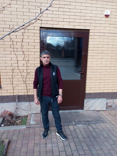  ,   Jomol, 49 ,   c 
