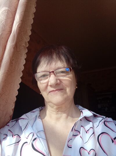  ,   Alexandra, 68 ,   , 