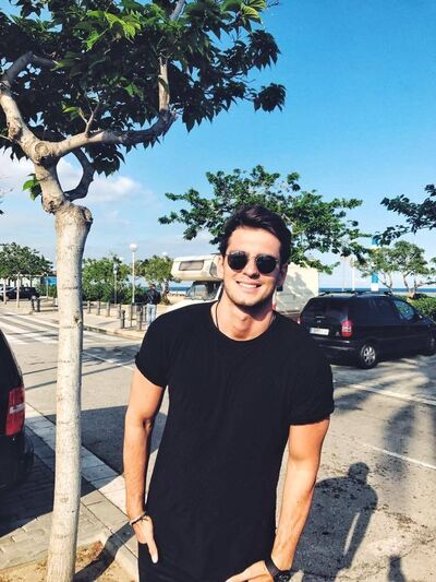  ,   MateyVefas, 36 ,   ,   , c , 