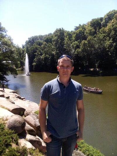  ,   Valentin, 34 ,   