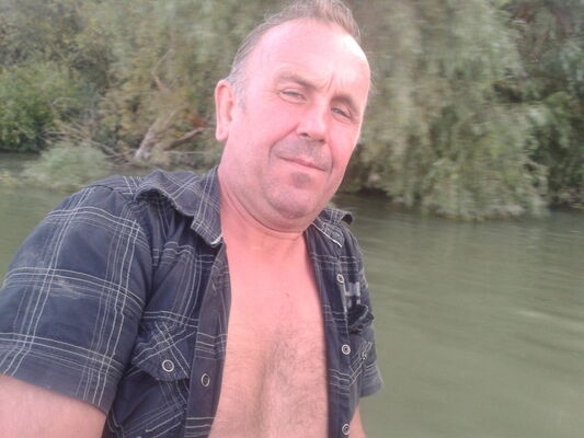  ,   Mihail, 52 ,   ,   , c 