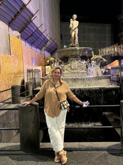  Palermo,   Elena, 49 ,   ,   