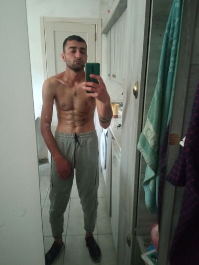  ,   Dav, 27 ,   ,   