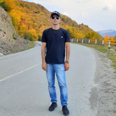  ,   Timur, 48 ,     , c 