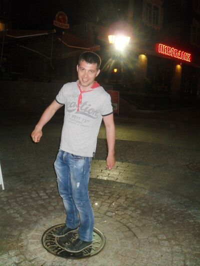  ,   Handsome, 40 ,   