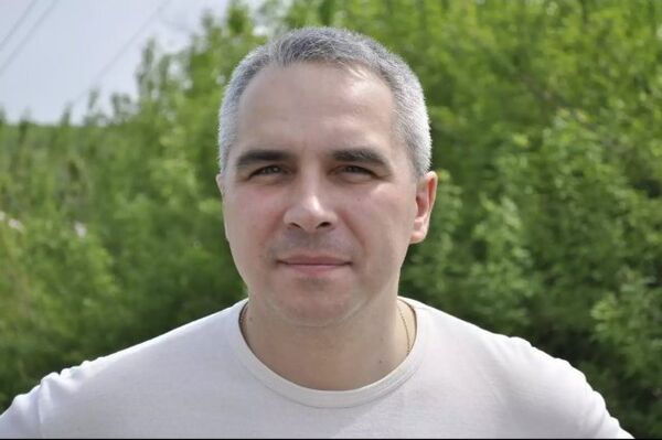  -,   , 46 ,   ,   