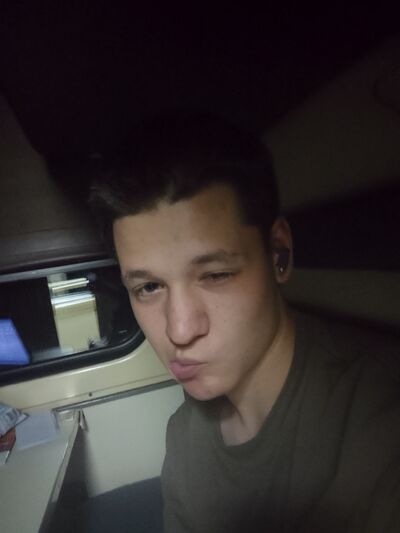  --,   Dima, 19 ,   ,   , c 