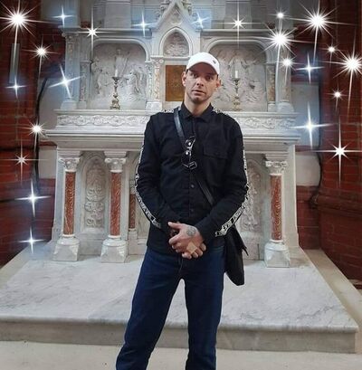  ,   Andrej, 42 ,   ,   , c 