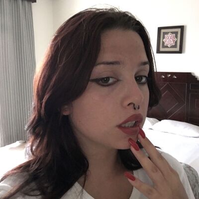  ,   Anya, 22 ,   ,   