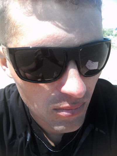  ,   Maks, 42 ,   
