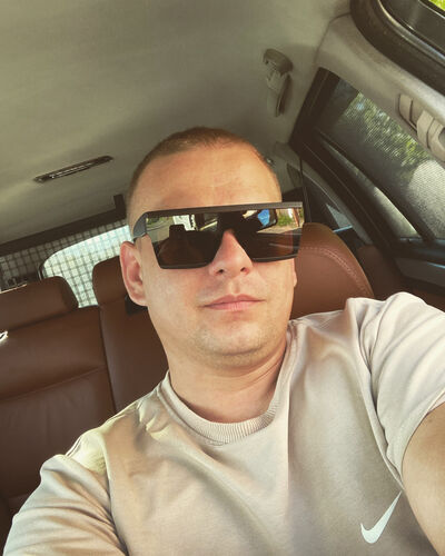  ,   Leonid, 33 ,   ,   , c , 