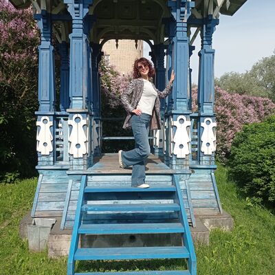  -,   Lily, 43 ,   ,   , c 