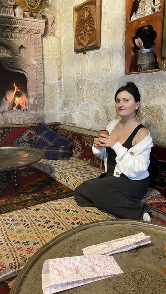  ,   Kate, 34 ,   ,   