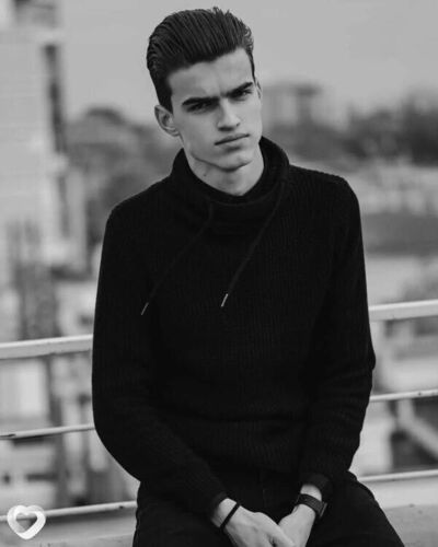  ,   Nik, 23 ,   ,   