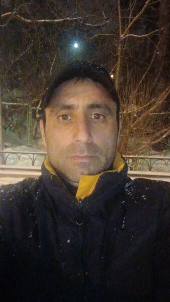  ,   Ruslan, 39 ,   ,   