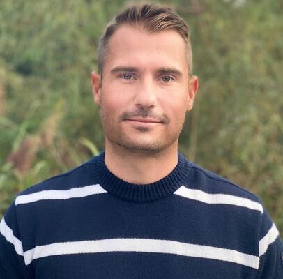  ,   Alexander, 56 ,     , c , 