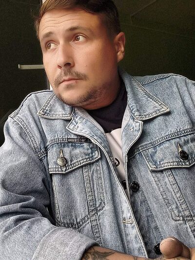  ,   Aleksey, 38 ,   c 