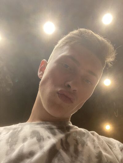  ,   Denis, 20 ,   ,   
