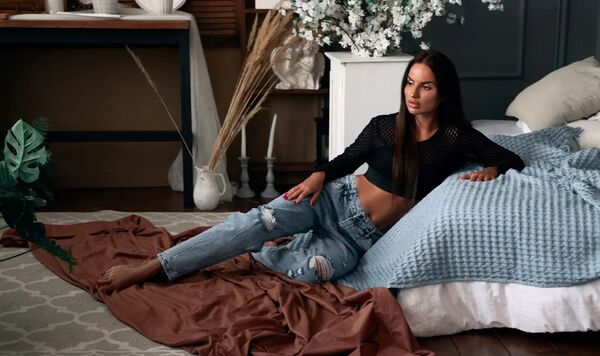  ,   Tanya, 33 ,   ,   