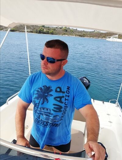  ,   Alexander, 41 ,   ,   , c 