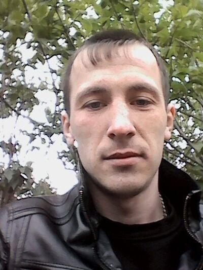  ,   Ivan, 32 ,   