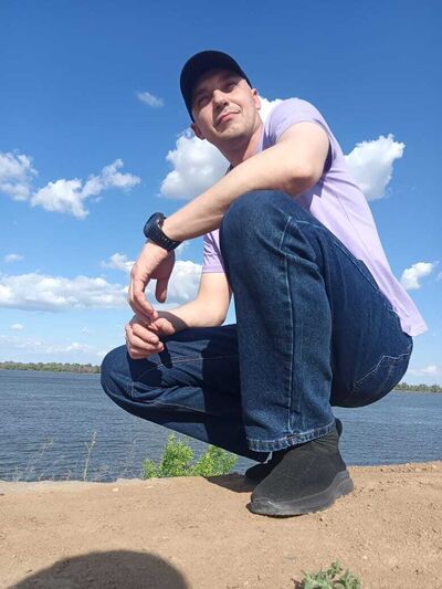 ,   Antoni, 42 ,   