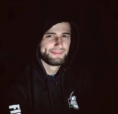  ,   Ali, 27 ,  