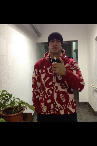  ,   Alik, 28 ,   
