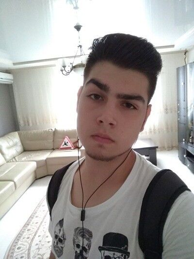  ,   ZenaBrant, 29 ,     , c 
