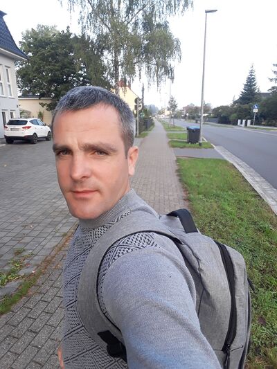  ,   Mihai, 40 ,   ,   , c , 