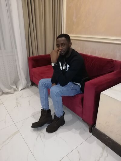  ,   Armand, 35 ,   ,   