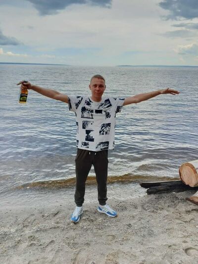  ,   Dmitry, 31 ,   c 
