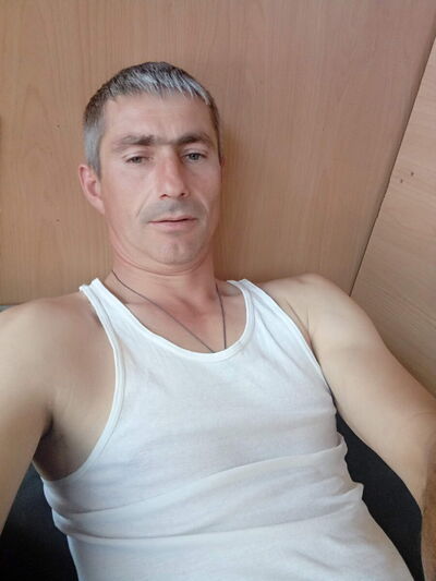  ,   Liviu, 45 ,   ,   