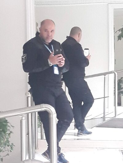  Ҹ,   Maks, 40 ,   ,   