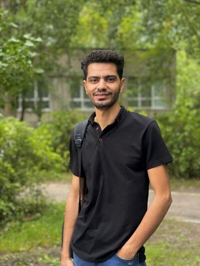  ,   Hossam, 27 ,   ,   , c 