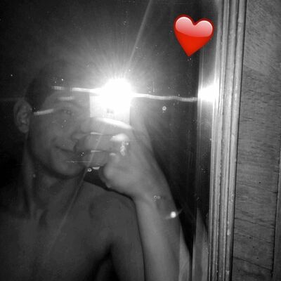  --,   Victor, 23 ,   ,   