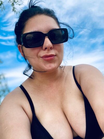  ,   Regina, 24 ,   ,   , c 