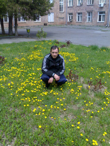  ,   Artur, 52 ,   