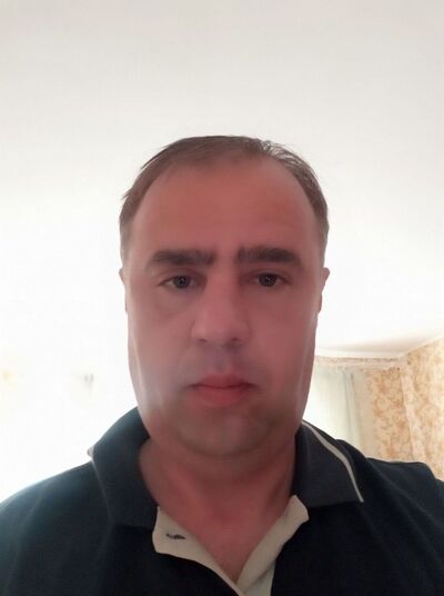  ,   Leonid, 44 ,   ,   