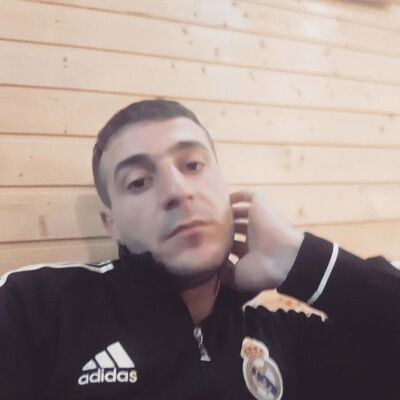  ,   Saro, 40 ,   ,   , c 