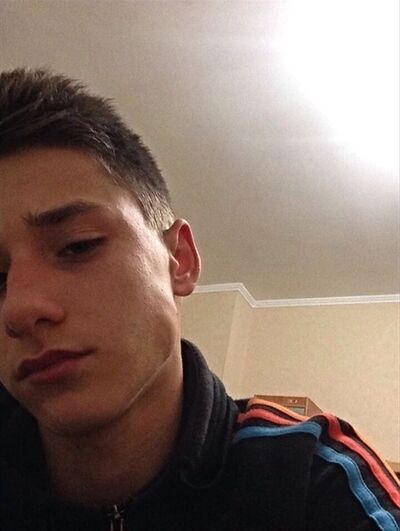  ,   Zhenya, 22 ,   ,   