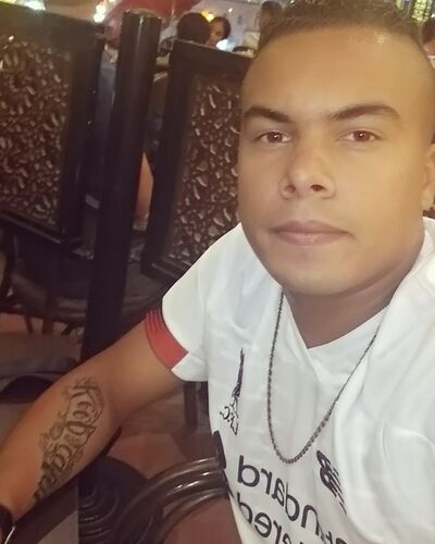  ,   Med Amine, 29 ,   ,   , c 