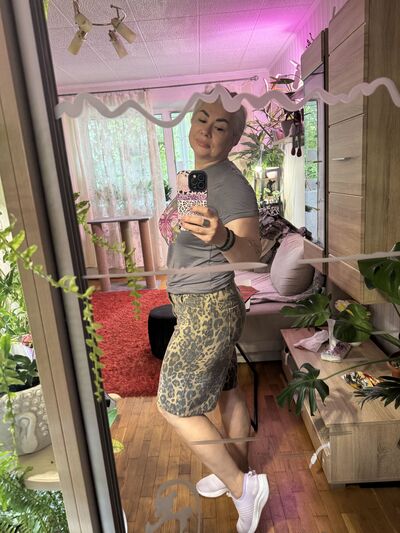  ,   Maryna, 54 ,   c , 