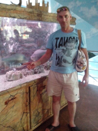  ,   Nik, 54 ,   